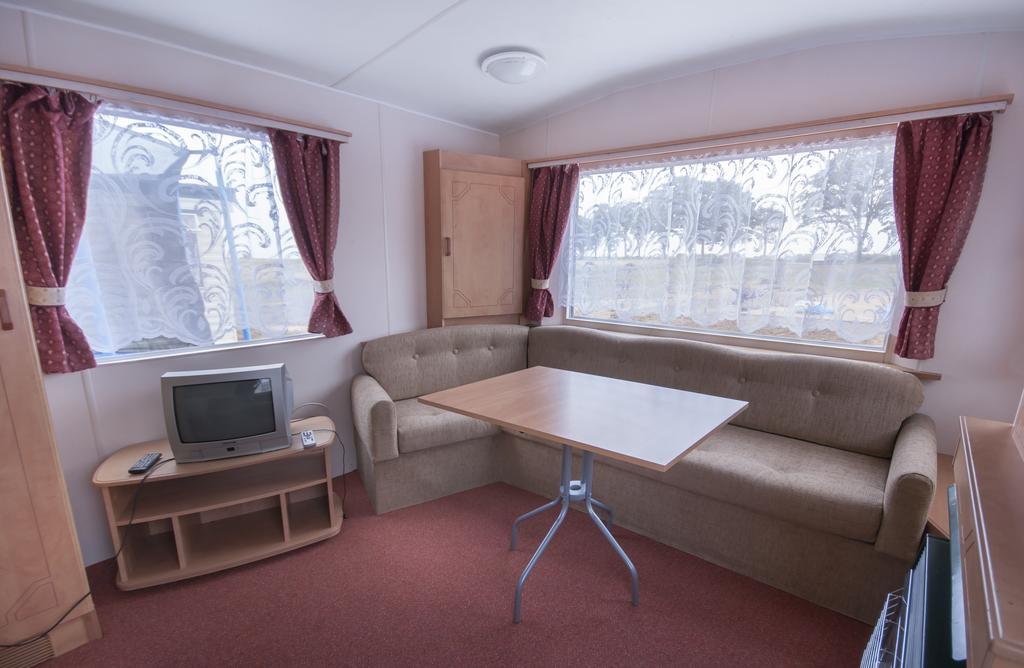 Cuma Camp Villa Sarbinowo Exterior photo