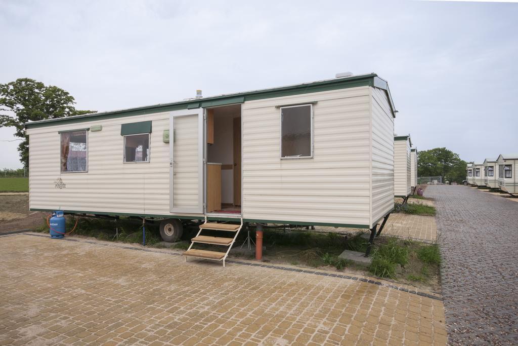 Cuma Camp Villa Sarbinowo Exterior photo