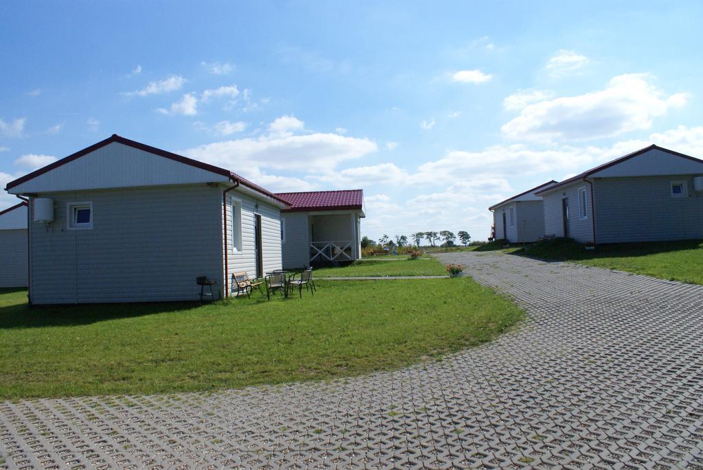 Cuma Camp Villa Sarbinowo Exterior photo