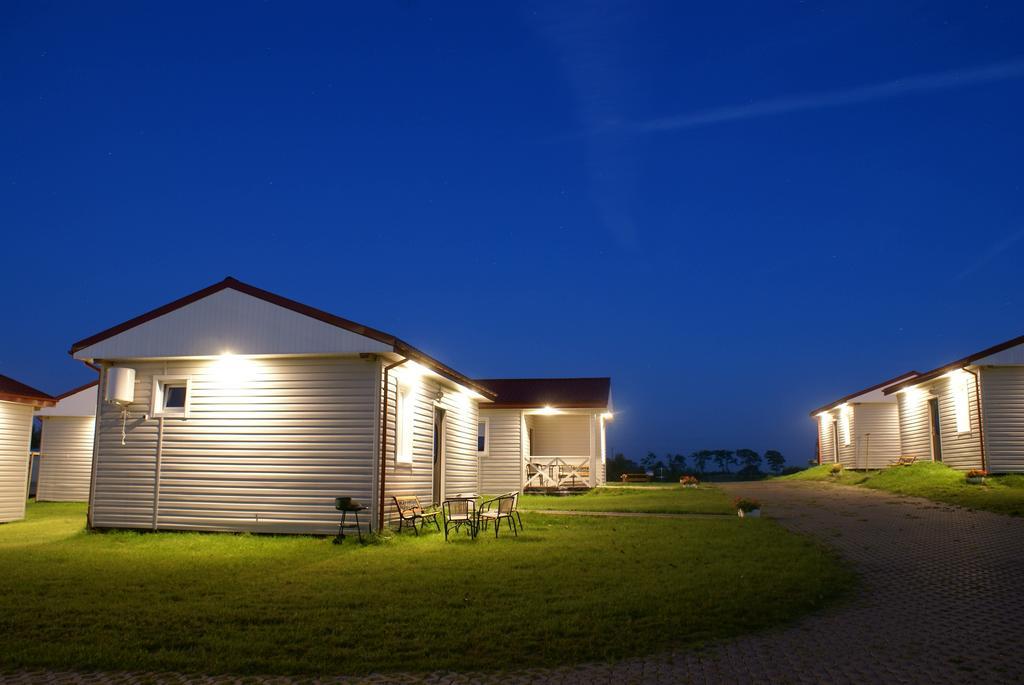Cuma Camp Villa Sarbinowo Exterior photo